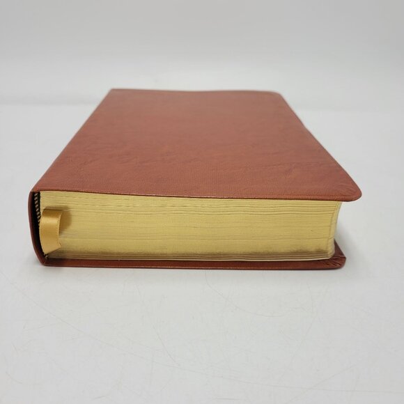 Saint Joseph Edition The New American Bible Catholic Book Publishing Co 1992 EUC - Picture 6 of 16